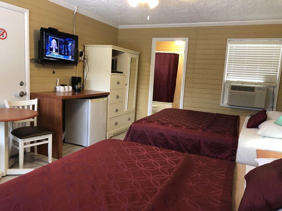Lakeside Inn And Cafe セント・クラウド エクステリア 写真